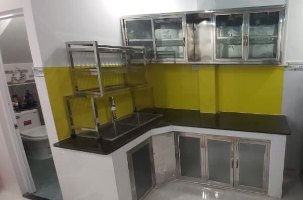 Tủ đựng chén inox có tốt không